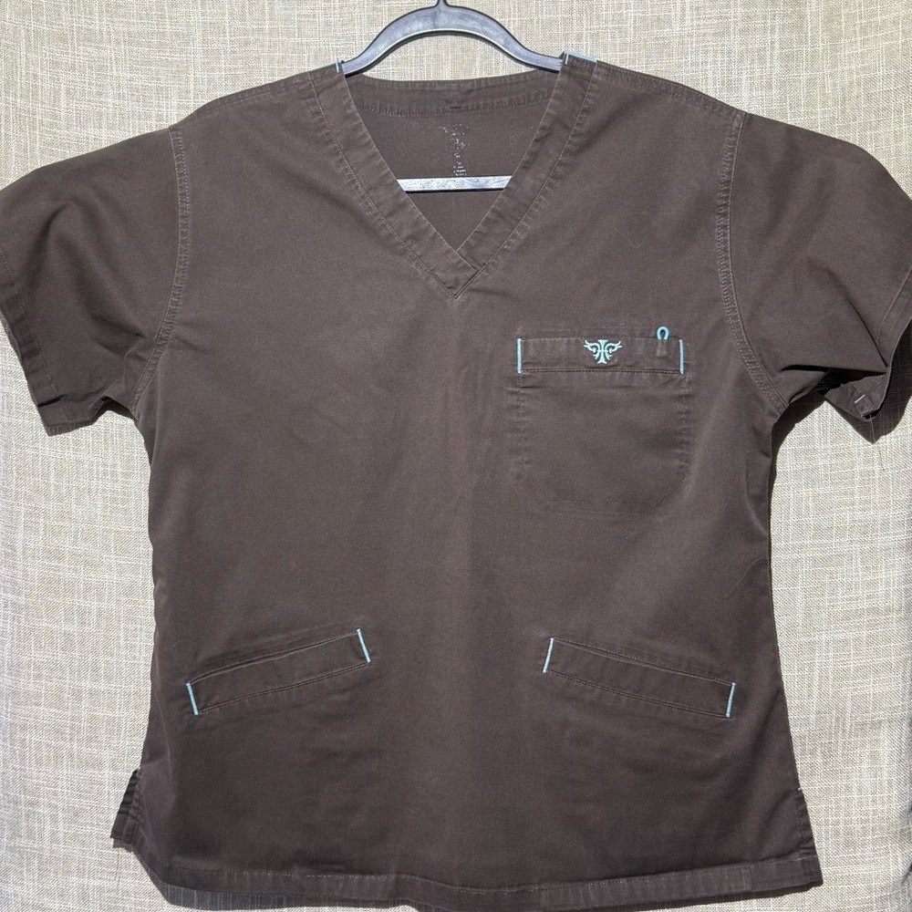 Med Couture Women's Dark Brown Short Sleeve Scrub Top